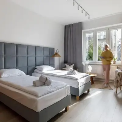 Travelers Haven Spacious 70m2 2 Bedrooms Balcony Old Town Area