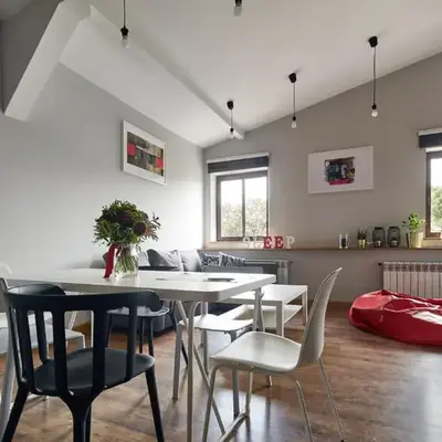 PlayHouse Apartments