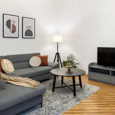 WAWELOVE Piłsudskiego - 3 bedroom apt. with balcony and free parking!